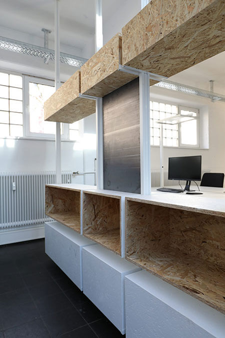 Jüschke Innenarchitektur und Architektur: Erweiterung Bürofläche Frankfurt - Kostengünstige Umsetzung